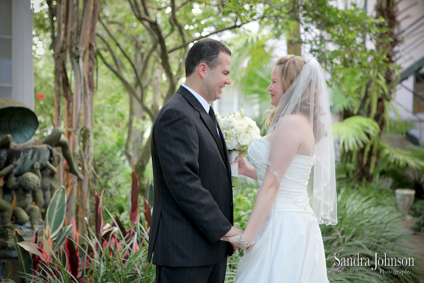 Best Courtyard Lake Lucerne - IW Phillips House Wedding photographer - Sandra Johnson (SJFoto.com)